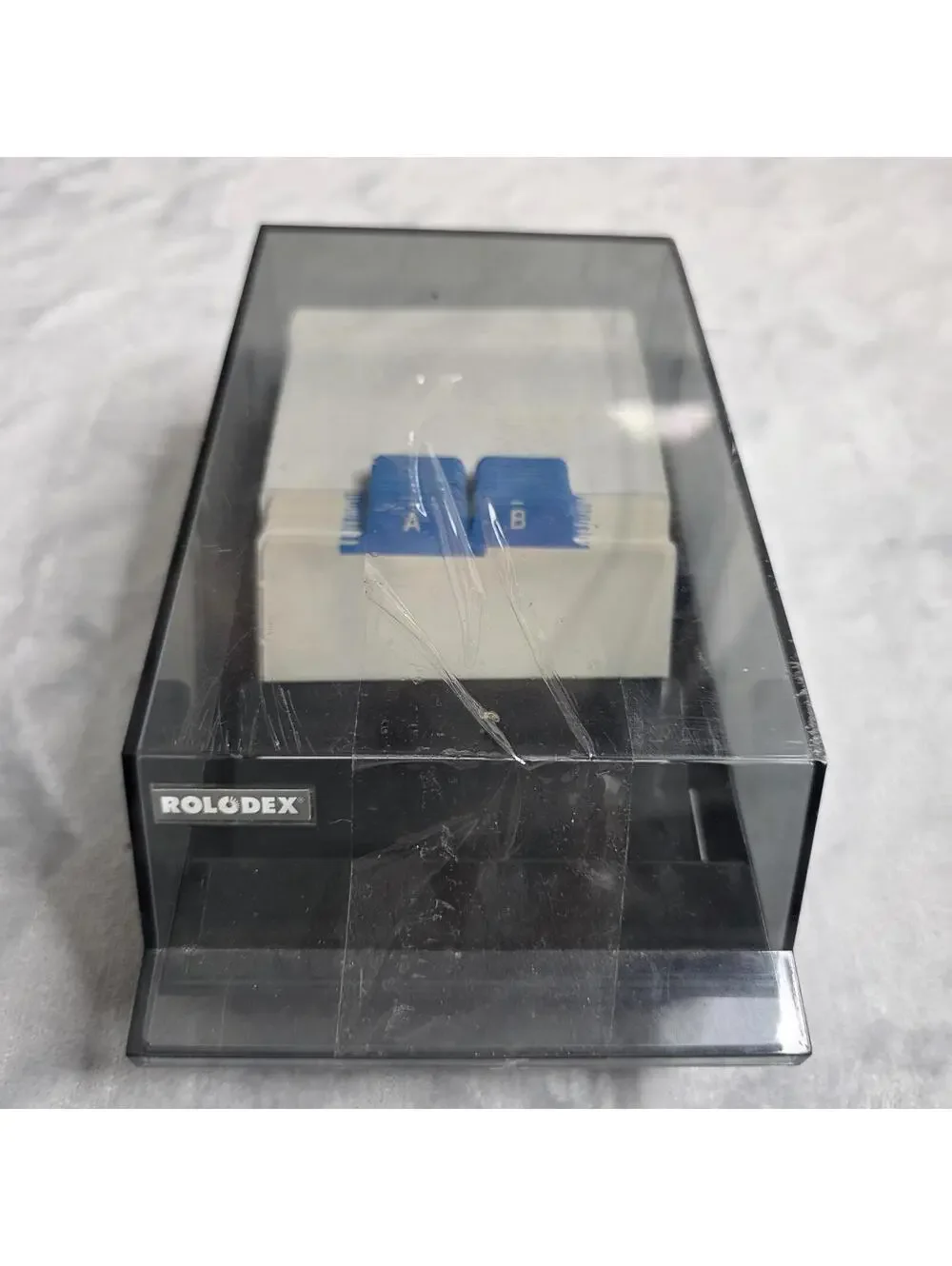 Vintage 1980s Rolodex VIP-24C Card File with Dividersfor 4